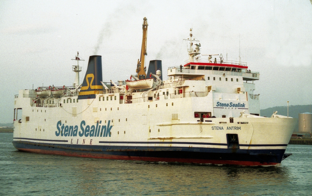 STENA ANTRIM arrives in Belfast, 1995, still in Stena Sealink livery. Copyright © Alan Geddes.