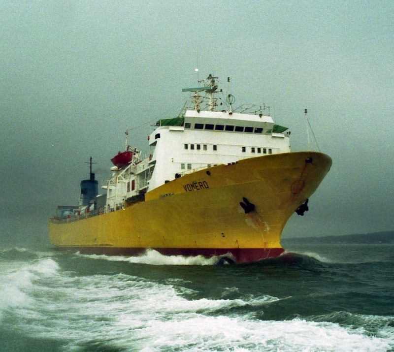 VOMERO seen arriving in Belfast after crossing from Liverpool on 18th March 1995. She was a short term charter for Norse Irish Ferries while they awaited the arrival of the brand new NORSE MERSEY (ii), having already returned the previous NORSE MERSEY (i) to her charterers Stena. Copyright © Alan Geddes.
