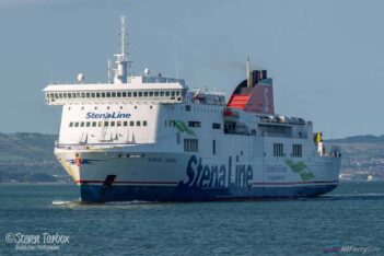 STENA LAGAN arrives in Belfast after another daytime crossing from Birkenhead, 25.07.18. Copyright © Steven Tarbox.