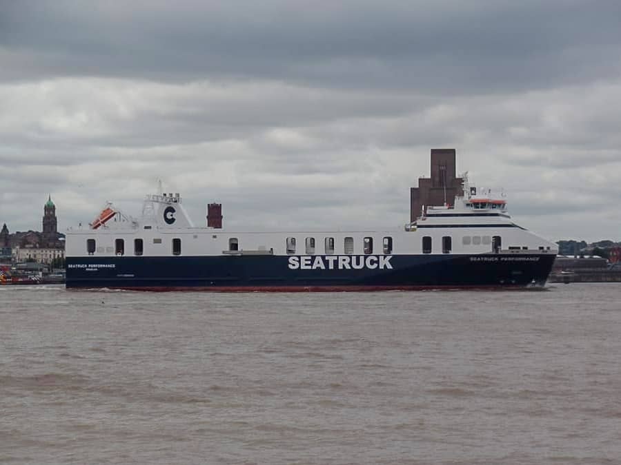 The freshly repainted and renamed SEATRUCK PERFORMANCE makes her way across the Mersey from Cammell-Laird to Langton Lock, 28.08.18. Copyright © Rob Foy (Facebook Page)