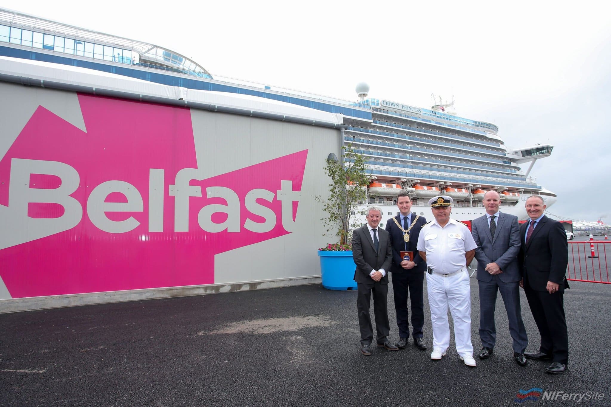 cruise ship stopping in belfast