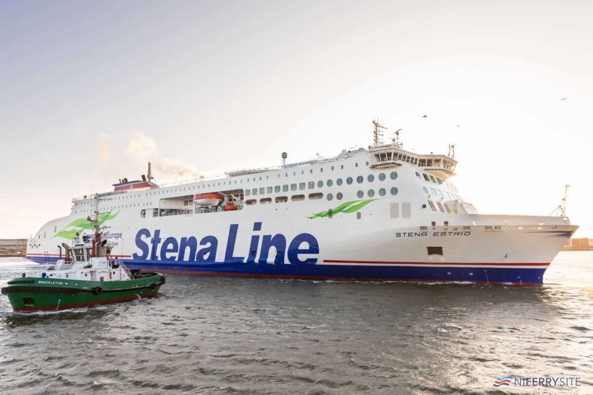 STENA ESTRID arrives in Dublin for the first time with passengers having sailed during Storm Brendan. After giving the new vessel a water salute to mark the end of her maiden commercial voyage the tug SHACKLETON was on hand in case 'Estrid: needed any assistance. The new Stena Line vessel managed to berth successfully with out the help of the tug, however. Stena Line